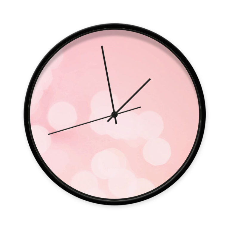 Wandklok met subtiel roze bokeh effect | Dutch Sprinkles